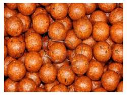 Boilies Select Baits Hot Fish + Monster Crab and Black Pepper Oil