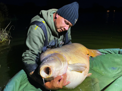 Boilies Select Baits Hot Fish + Monster Crab and Black Pepper Oil